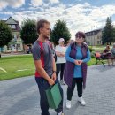 Keliautojas jau namuose: D. Mikalkėnui užkabintas ąžuolo vainikas ir iškeptas kelio formos tortas (foto+video)