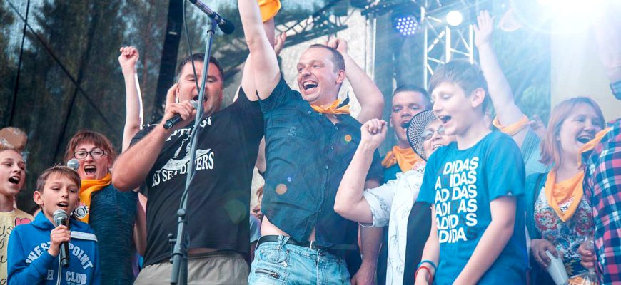 Spalvingas, energingas, nuotaikingas „Rokiškio sūrio“ gamybos darbuotojų šeimų festivalis