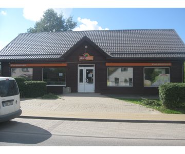 Komercinės paskirties pastatas Rokiškio centre
