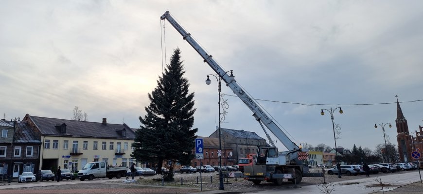 Miesto aikštę pasiekė Kalėdų simbolis (foto)