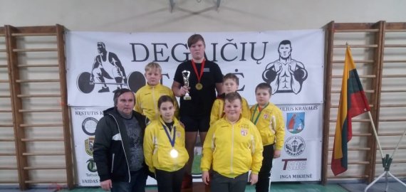 Rokiškio KKSC sunkiaatlečiai iš Degaičių grįžo su apdovanojimais