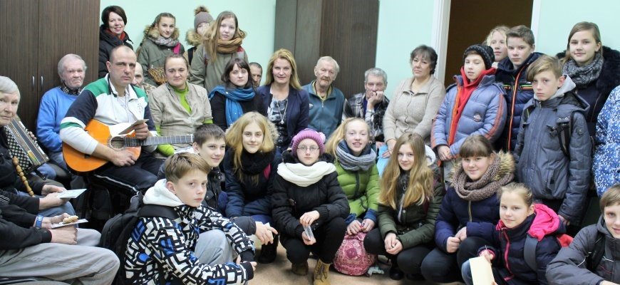 Obelių gimnazija projekte ,,Tie šaunūs mūsų seneliai“