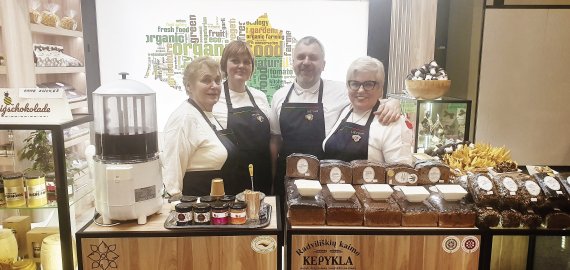 Tarptautinėje mugėje Berlyne originalius produktus pristato ir Rokiškio rajono bitininkai