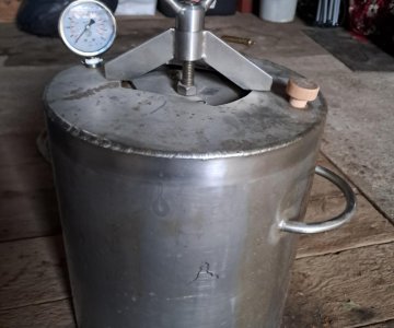 Autoklavas, šviestuvai