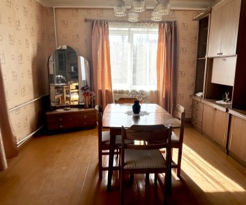 Mūrinis namas Obeliuose