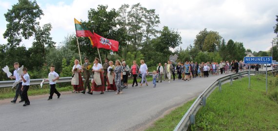 Žolinės atlaidai rajono parapijose: bendrystei sutelkęs vainikas, graži sukaktis bei miestelio jubiliejus