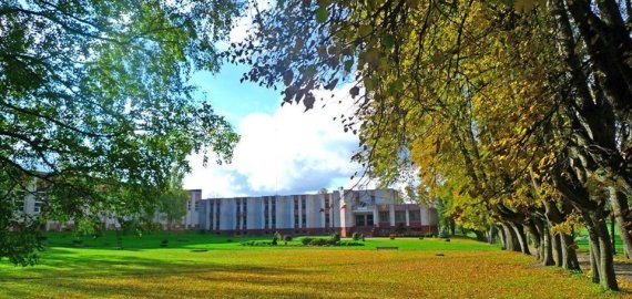 Rokiškio technologijos, verslo ir žemės ūkio mokykloje dvi naujos specialybės. Susidomėjimas profesiniu mokymu auga