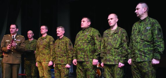 Krašto apsaugos savanorių pajėgų gimtadienis: iškilmingoje rikiuotėje – rokiškėnų priesaika ir ypatingas apdovanojimas 506-osios kuopos kariui