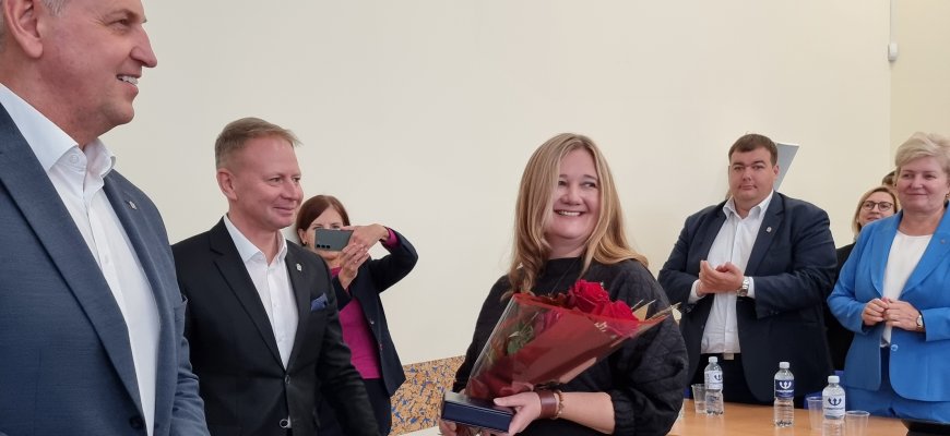 Rajono tarybos nariai grįžo į darbą: posėdyje netrūko aistrų, pakvietė į arenos atidarymą