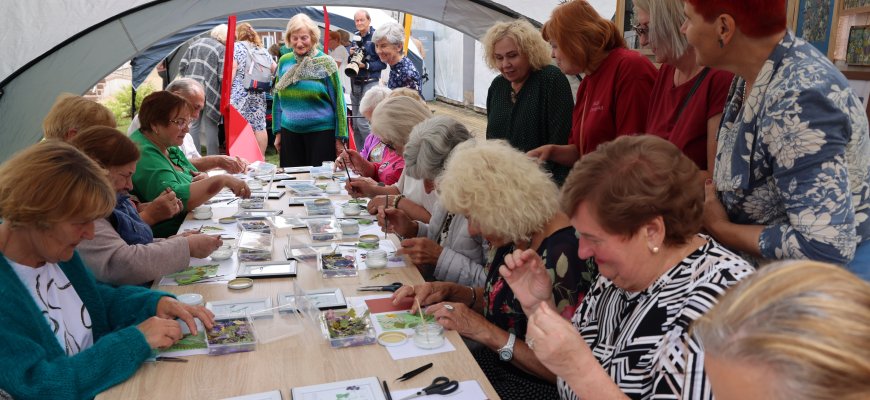 Nuvilnijo vasariškų pramogų kupinas tarptautinis festivalis senjorams „Wind of change“  (foto)