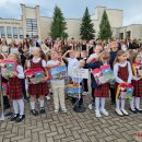 Skambutis moksleivius ir vėl sukvietė į mokyklas...  (foto)