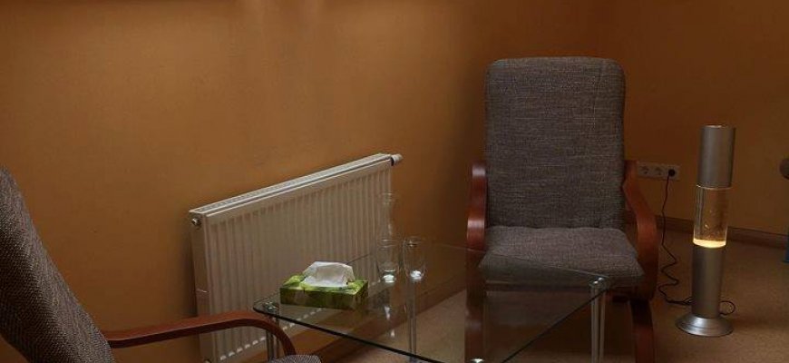 Psichoterapinė grupė tėveliams, pedagogams ir švietimo pagalbos specialistams