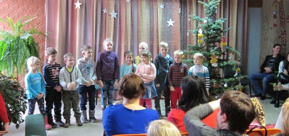 Šv. Kalėdų laukimas bibliotekoje