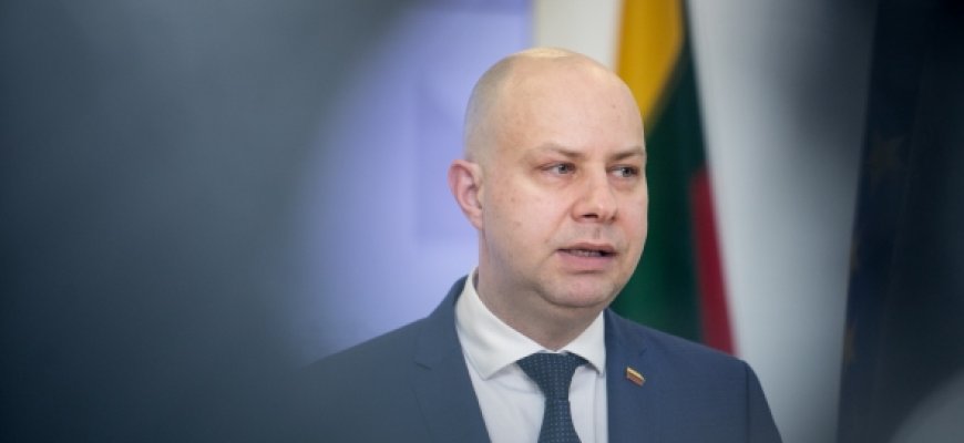 Lietuvos medikų sąjūdžio viešas kreipimąsis: prašo nuversti Verygą ir griežtinti karantino sąlygas