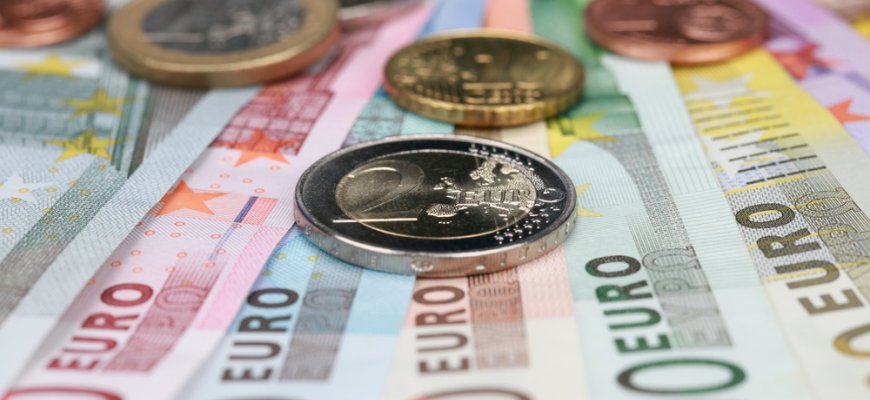 Išlindo nesąžiningų darbdavių naudojama schema – dalis algų mažesnės