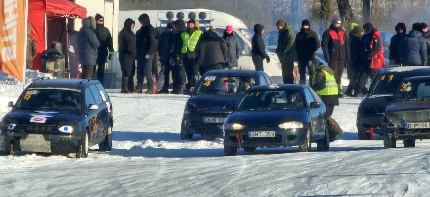 Žiemos auto šventė LEDO POLIGONE (video+foto)