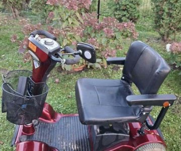 Elektrinis keturratis senjorams