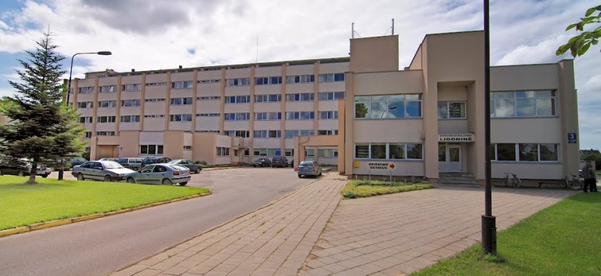 Rokiškio rajono ligoninėje moteris neaiškiomis aplinkybėmis patyrė kūno sužalojimus