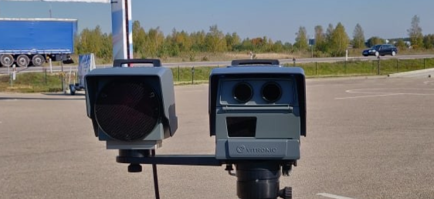Kelių policija pristatė naujus greičio matuoklius: veiks jau netrukus, ženklais apie juos neperspės
