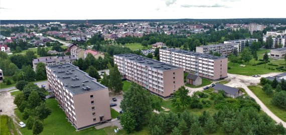 Siūloma švelninti sąlygas jaunų šeimų būstui įsigyti su valstybės garantija