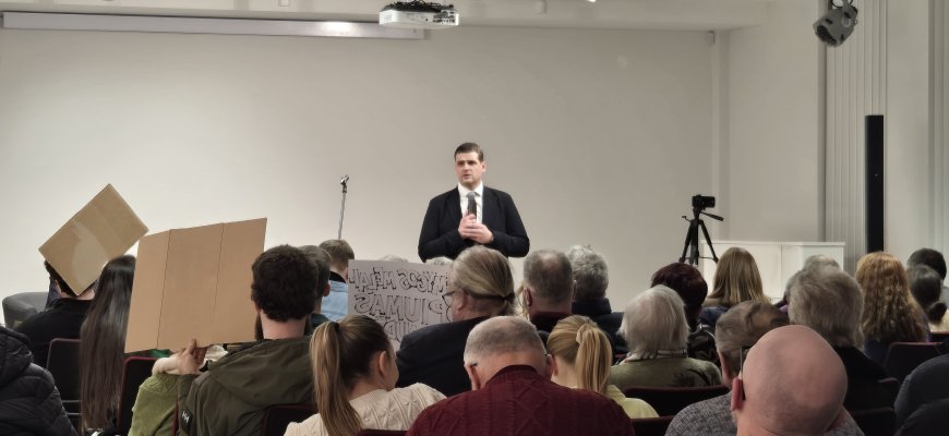 Rokiškėnų susitikimas su R. Žemaitaičiu (foto+video)