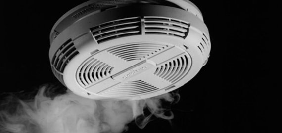 Perkate dūmų signalizatorių? Patikrinkite, ar jis sertifikuotas