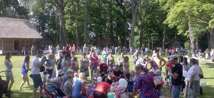 Rokiškio krašto muziejaus teritorijoje sekmadienį šurmuliuos „Mamų turgelis“