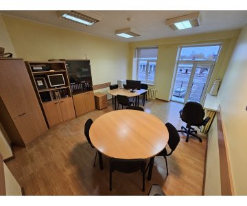 Išnuomojamas kabinetas