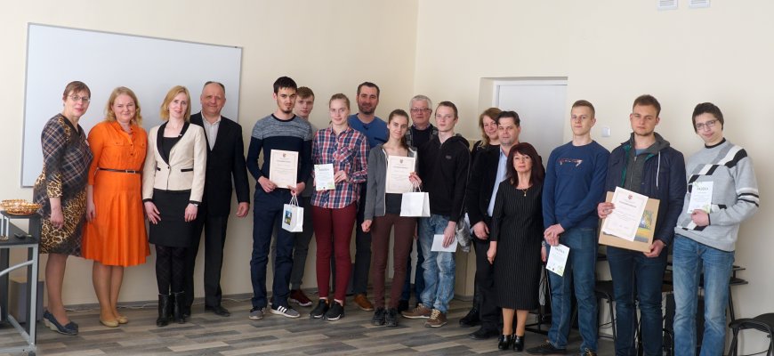 Balandžio 13 d. Rokiškio technologijos, verslo ir žemės ūkio mokykloje vyko profesinių mokyklų mokinių informacinių technologijų olimpiada