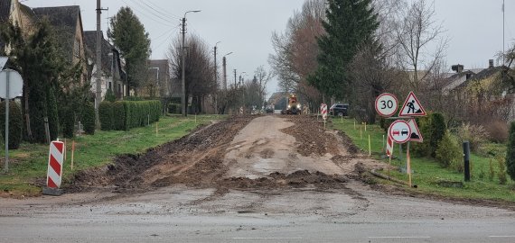 Juodupėje remontuojama Liepų gatvė (foto)