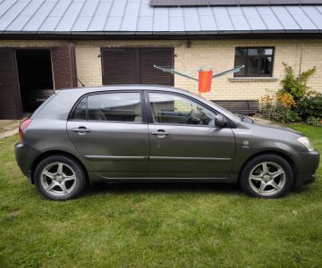 „Toyota Corolla“