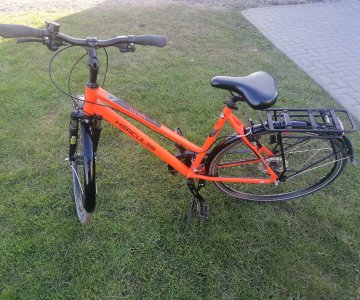 Moteriškas dviratis