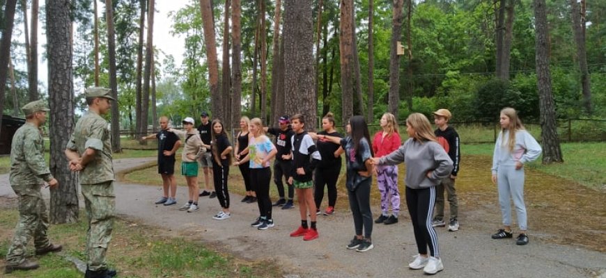 Rokiškio jaunimo centro stovyklavietėje vyko karinė stovykla (foto)