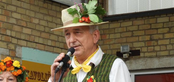 Sveikiname su gimtadieniu!