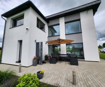 Šalia Rokiškio parduodamas namas