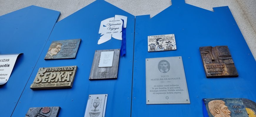 Birželio 12-ąją - atminimo ženklų atidengimo ceremonija