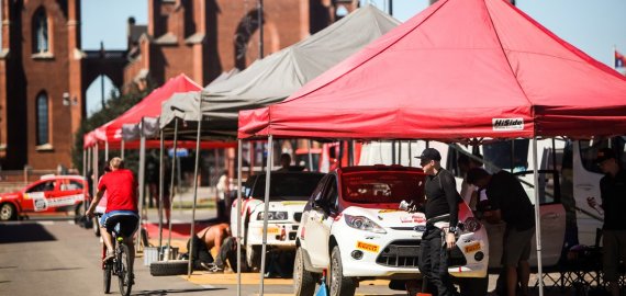 Antroji „Samsonas Rally Rokiškis“ diena: Vaidotui Žalai už nugaros verda intrigos