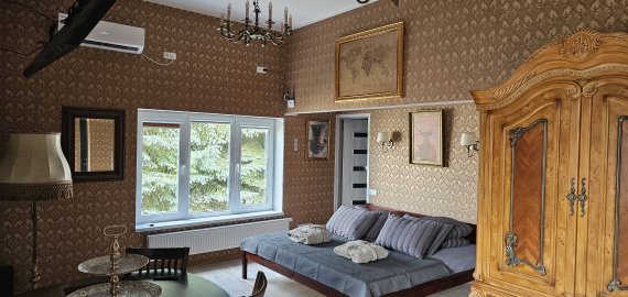 Brangiausi Rokiškio apartamentai klientams siūlo kino teatrą virš lovos (video+foto)