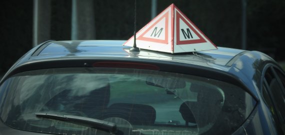 Protestuotojai didmiesčiuose reikalaus atnaujinti vairavimo mokymą ir egzaminus