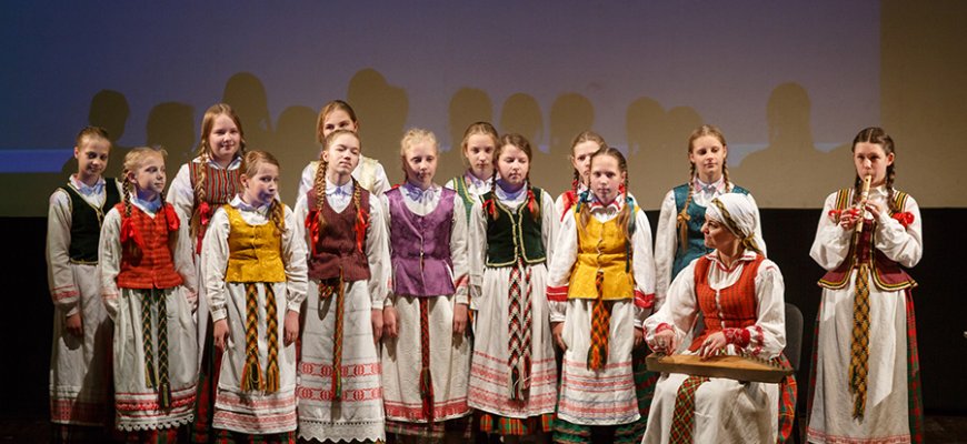 Tradicinė folkloro šventė
