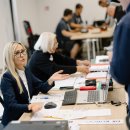 „Rokiškio Grand Rally“ oficialiai prasidėjo: pirmieji dalyvių žingsniai – administracinėje komisijoje (foto)