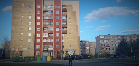 Seimas padidino galimybes jaunoms šeimoms apsirūpinti pirmuoju būstu regionuose