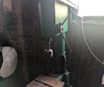 Metalo gręžimo staklės