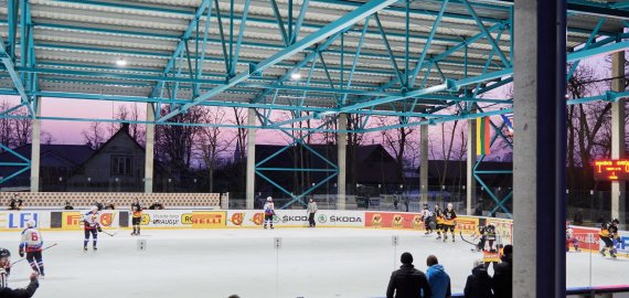 Kviečiame stebėti ledo ritulio rungtynes