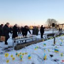 Trečiosios karo Ukrainoje metinės: mininčių vis mažėja, palaikančių – ne (foto)