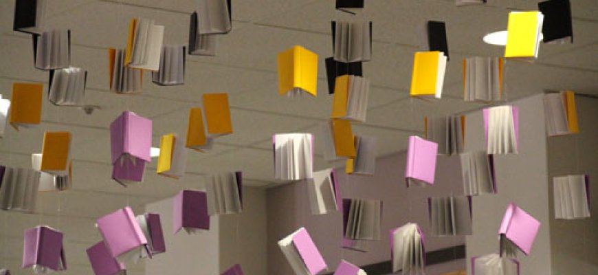 J. Keliuočio Biblioteka kviečia visus į parodas, renginius ir susitikimą su N. Linde
