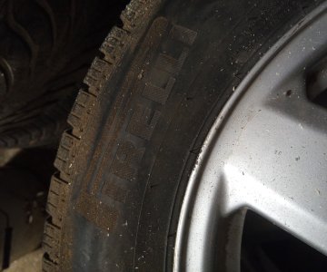 R15 ratlankiai su žieminėmis padangomis