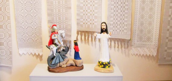 Kviečia ataskaitinė Rokiškio tautodailininkų paroda