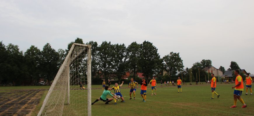 Rokiškio futbolo klubas sirgaliams dovanojo užtikrintą pergalę (video + foto)