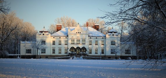 Unikalus projektas „Nematoma paveikslo pusė“ Rokiškio krašto muziejuje